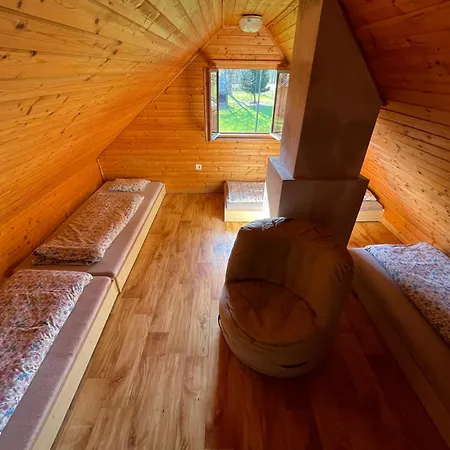 Areal Kaminka - Srub Campingplads Rostin