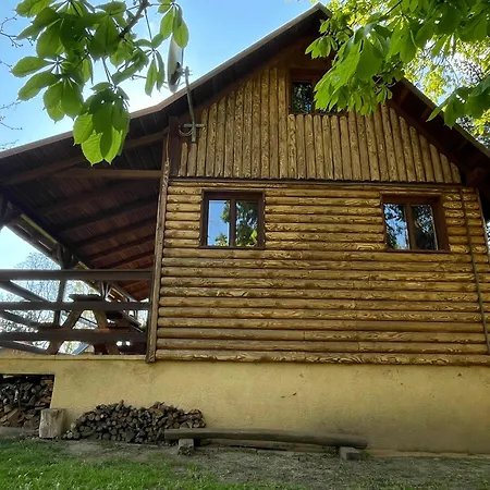 Campingplads Areal Kaminka - Srub